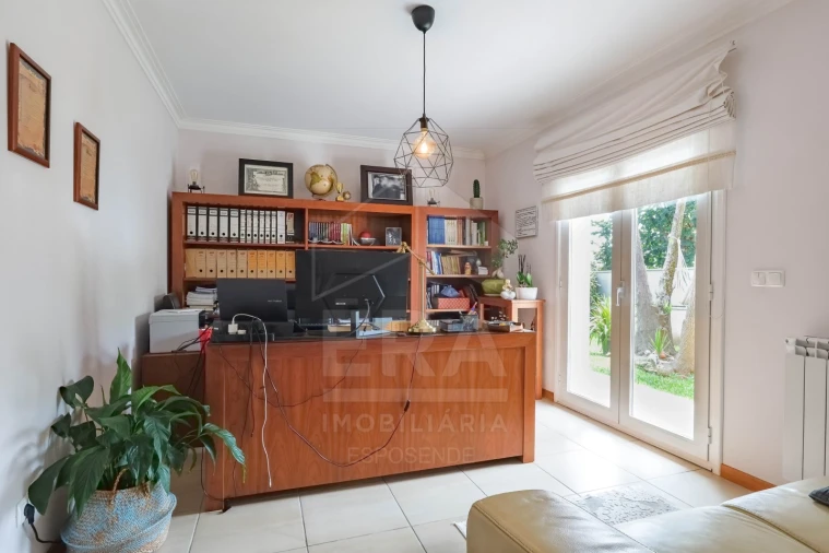 Moradia T5 para Venda em Palmeira de Faro e Curvos Foto 5