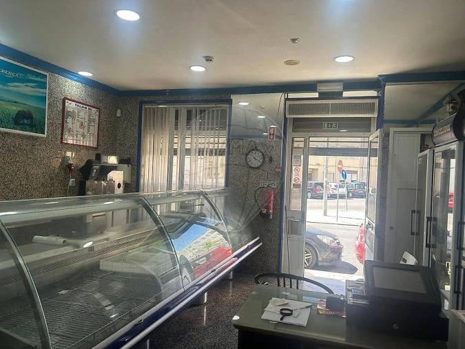 Negócio para Venda em Rio de Mouro Foto 7