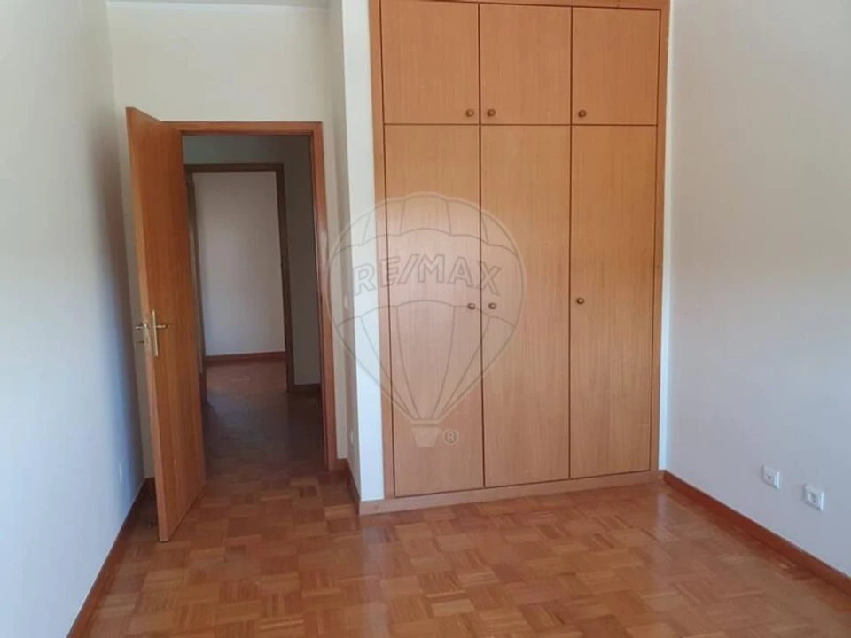 Apartamento T2 para Venda em Rio Tinto Foto 7