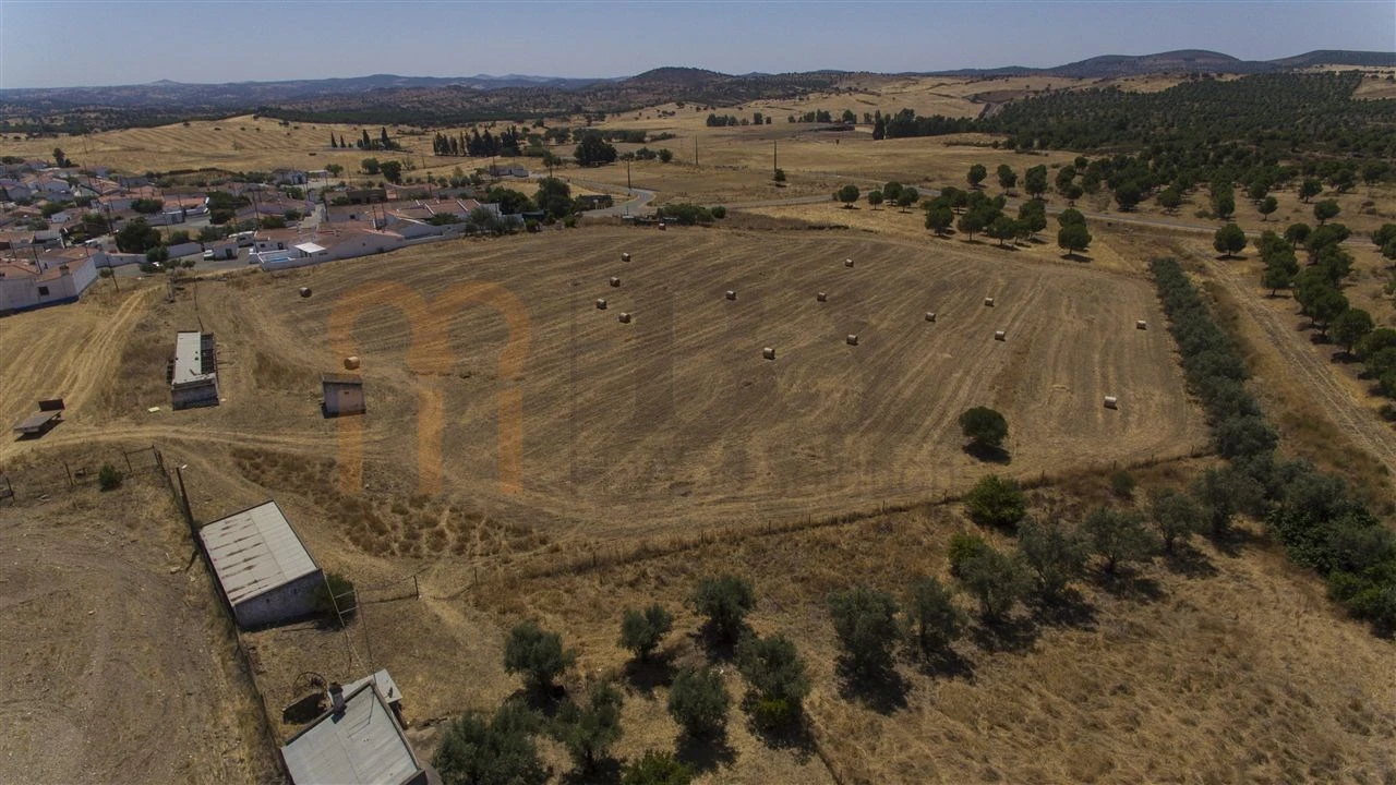 Terreno Misto para Venda em Mertola Foto 4