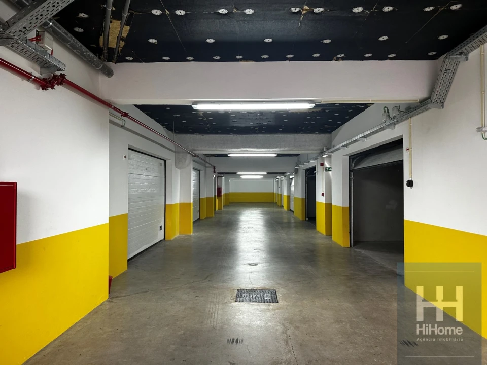 Negócio para Venda em Caniço Foto 3