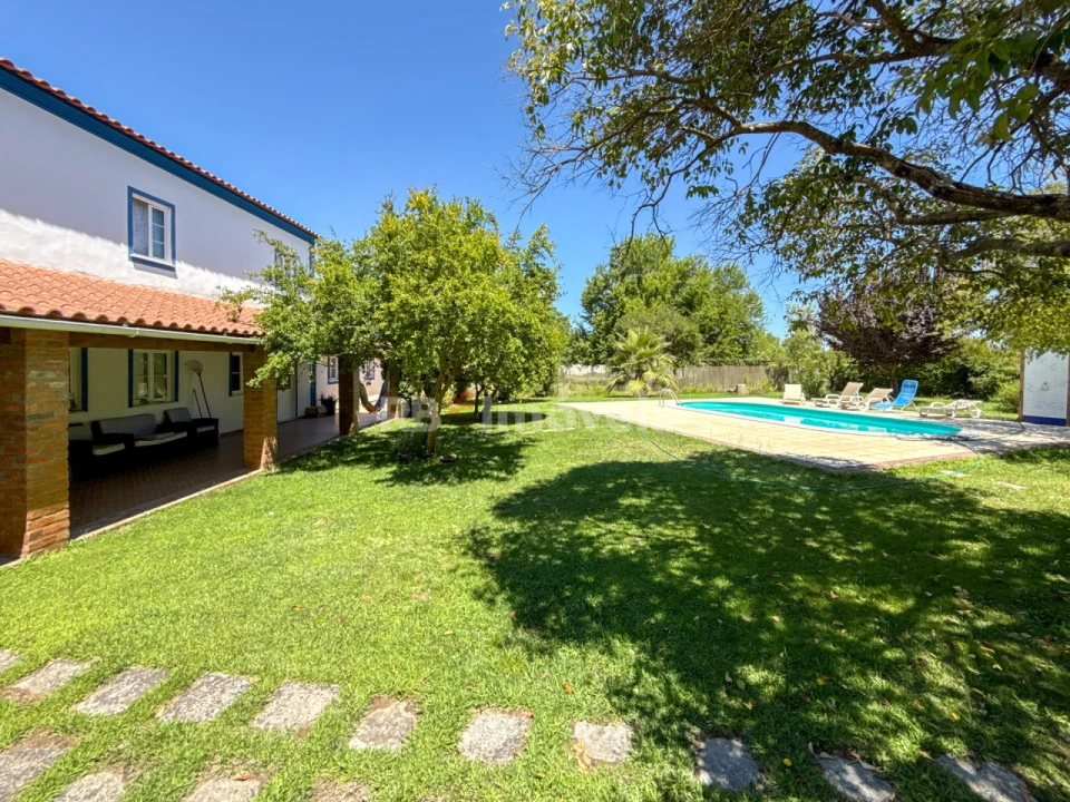 Quinta T6 para Venda em São Miguel do Rio Torto e Rossio Ao Sul do Tejo Foto 1