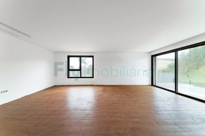 Apartamento T3 para Venda em Silvares, Pias, Nogueira e Alvarenga