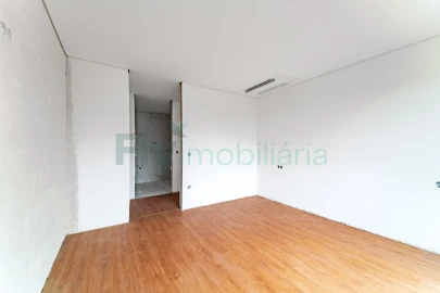 Apartamento T3 para Venda em Silvares, Pias, Nogueira e Alvarenga