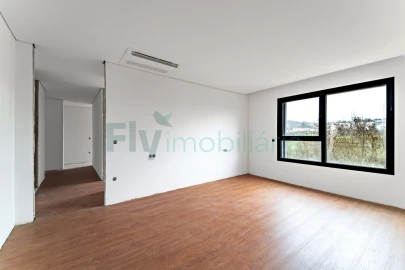 Apartamento T3 para Venda em Silvares, Pias, Nogueira e Alvarenga