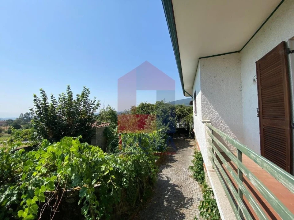 Moradia T5 para Venda em Prado (São Miguel) Foto 35