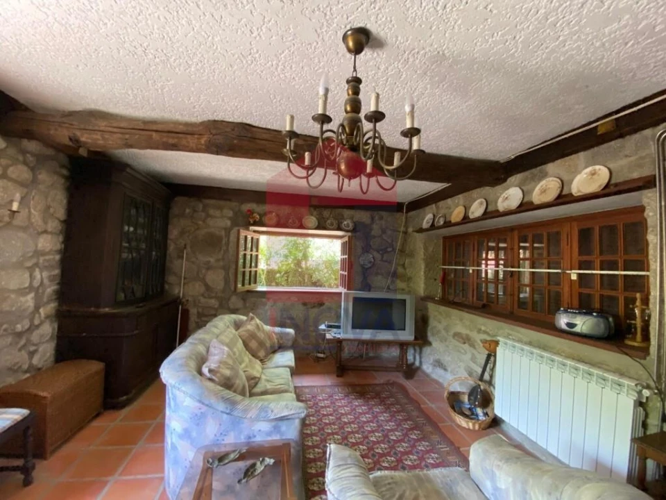 Moradia T5 para Venda em Prado (São Miguel) Foto 7