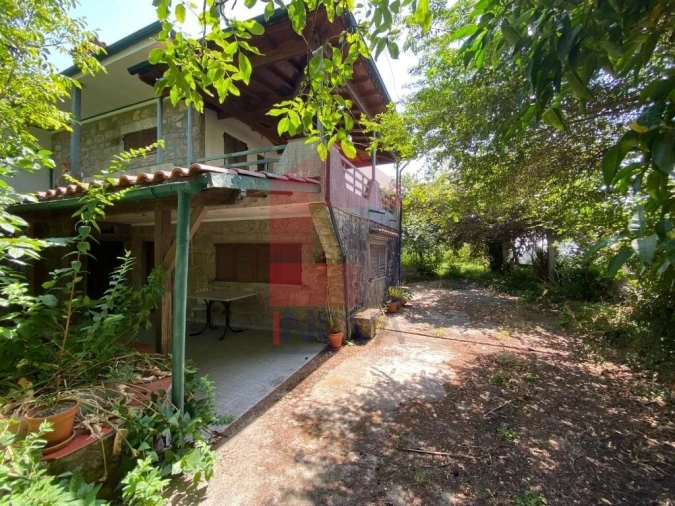 Moradia T5 para Venda em Prado (São Miguel) Foto 2