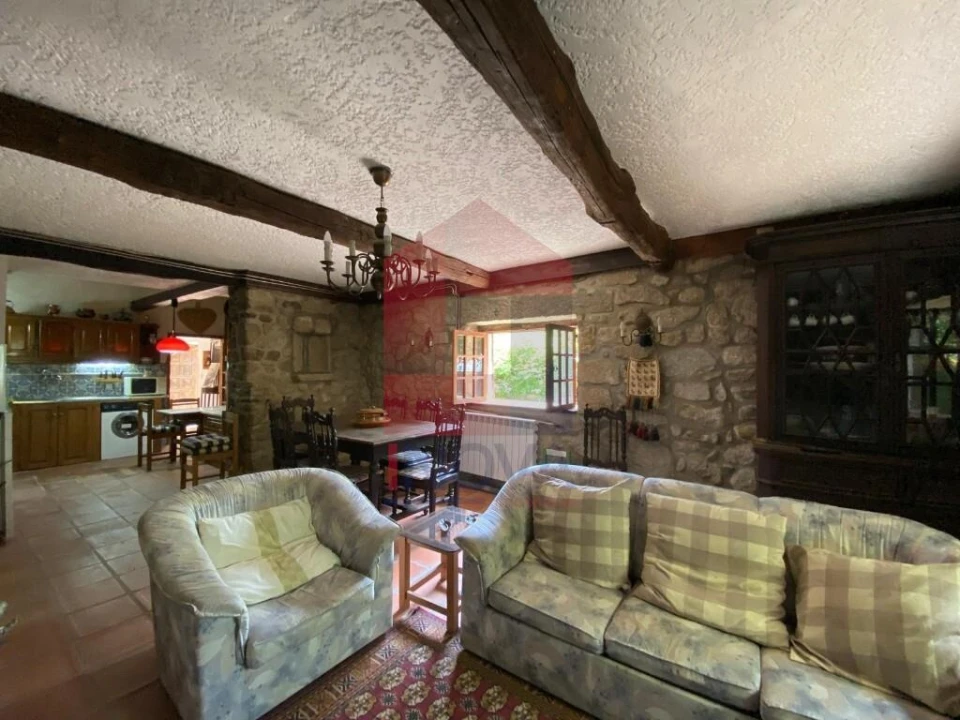 Moradia T5 para Venda em Prado (São Miguel) Foto 5