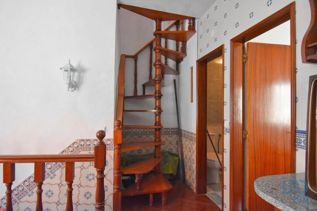 Moradia T2 para Venda em Benfeita Foto 10