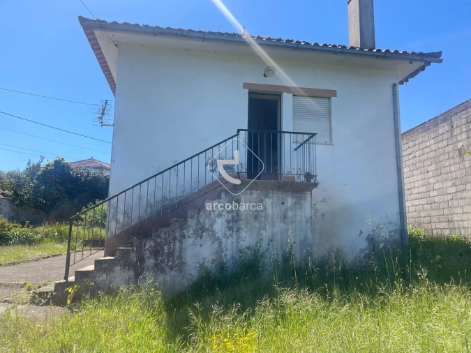 Moradia T3 para Venda em Vitorino das Donas Foto 3