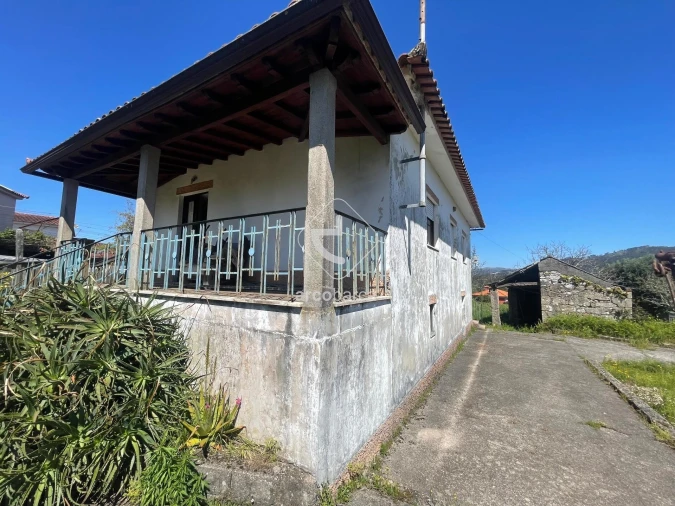 Moradia T3 para Venda em Vitorino das Donas Foto 32