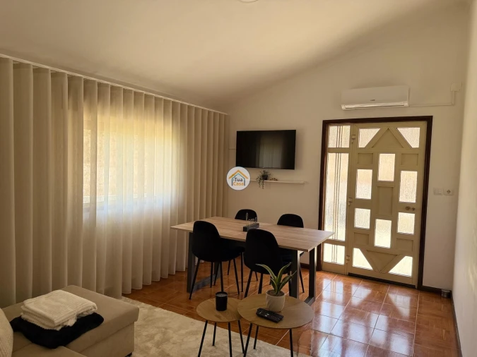 Moradia T3 para Venda em Infias Foto 10