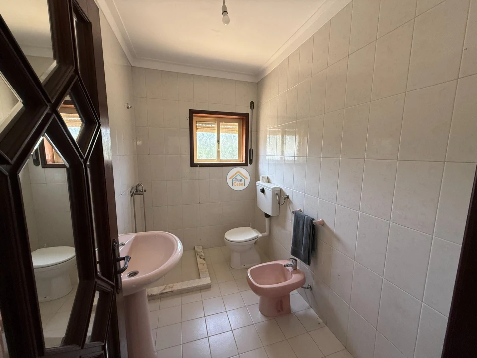 Moradia T3 para Venda em Infias Foto 11
