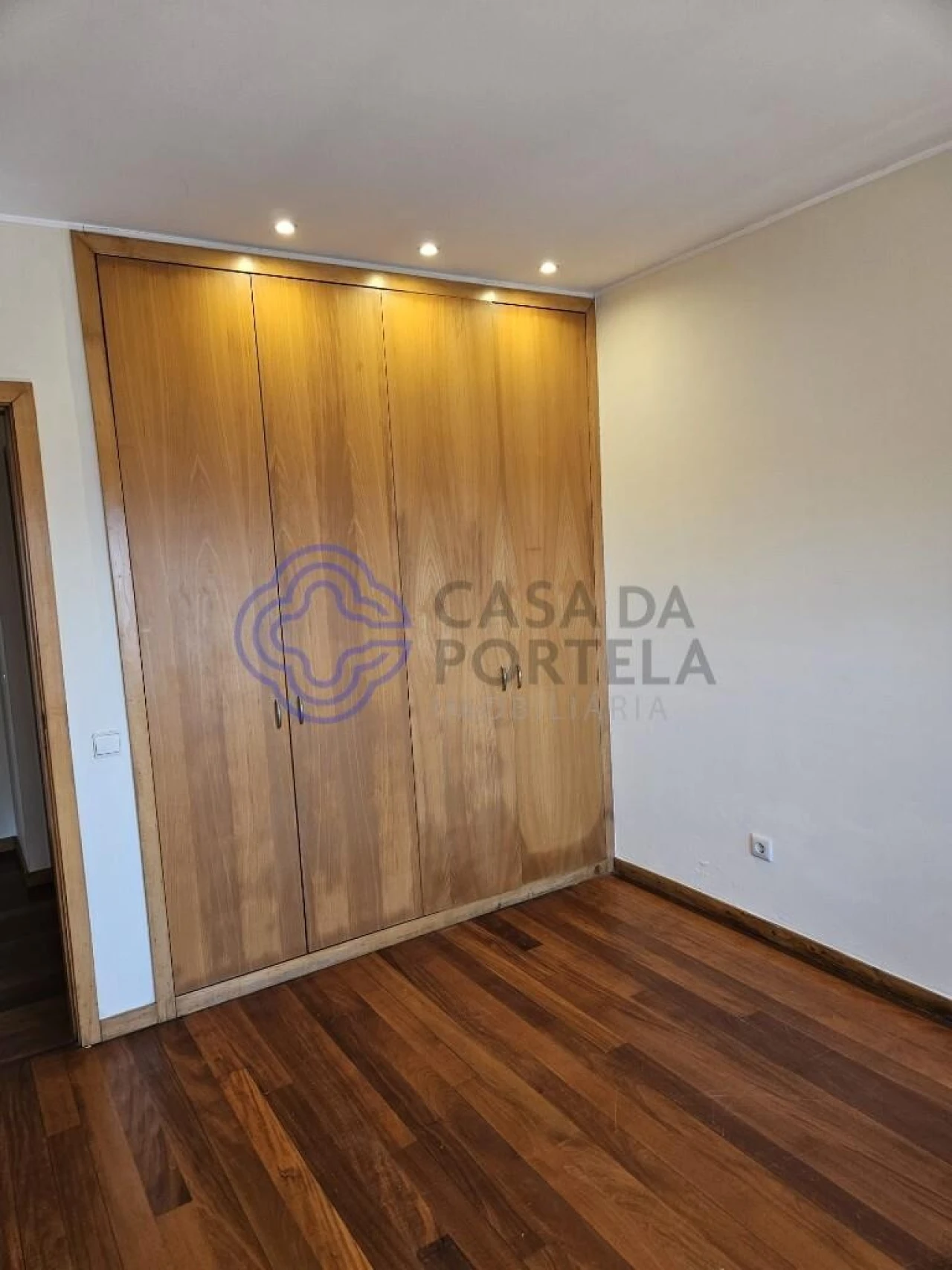 Moradia T7 para Venda em Baguim do Monte (Rio Tinto) Foto 58