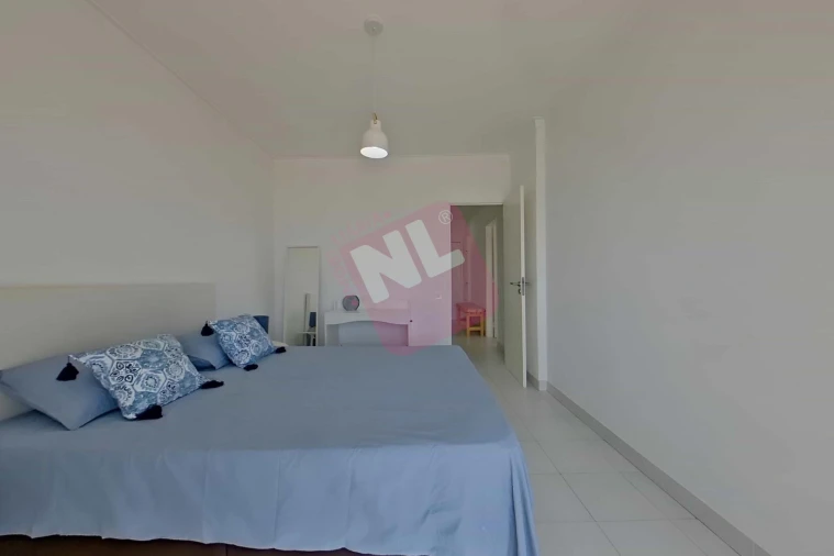 Apartamento T1 para Arrendamento em Costa da Caparica Foto 12