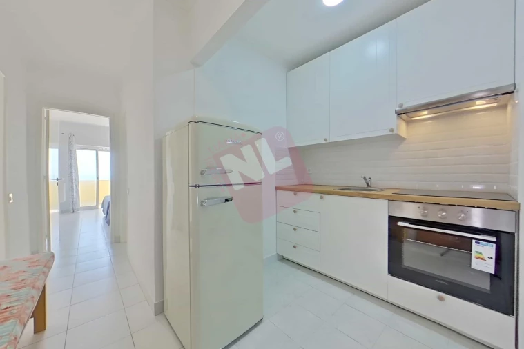 Apartamento T1 para Arrendamento em Costa da Caparica Foto 3