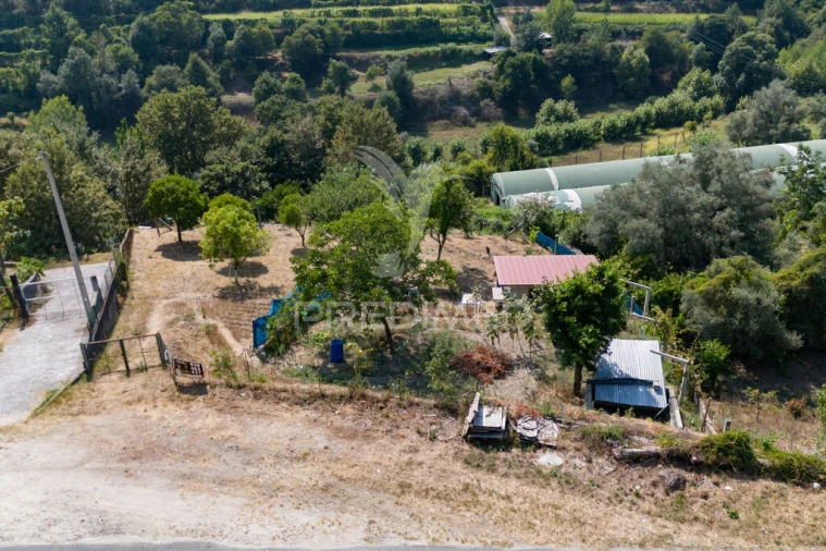 Terreno para Venda em Goães Foto 3
