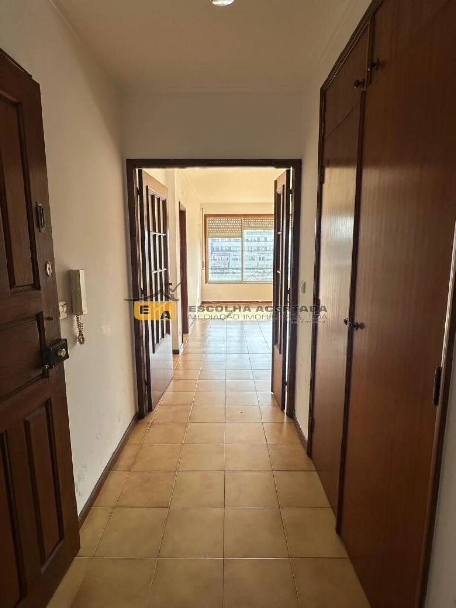 Apartamento T2 para Venda em Aguas Santas Foto 13