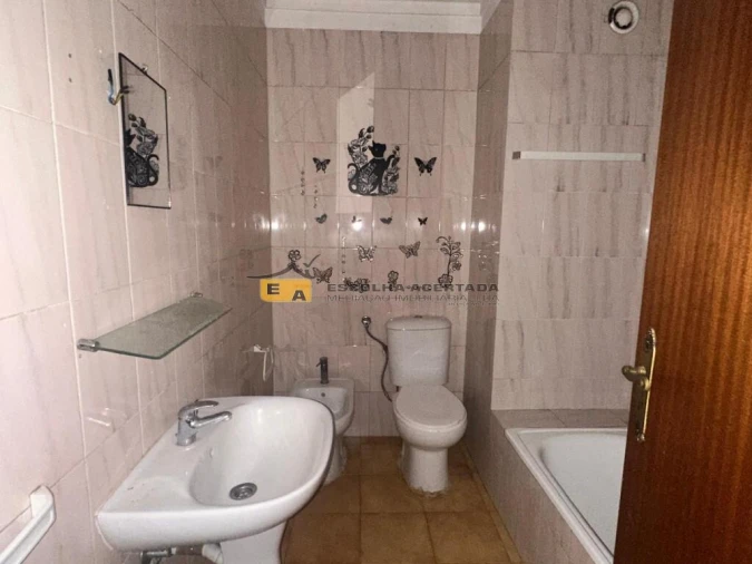 Apartamento T2 para Venda em Aguas Santas Foto 12