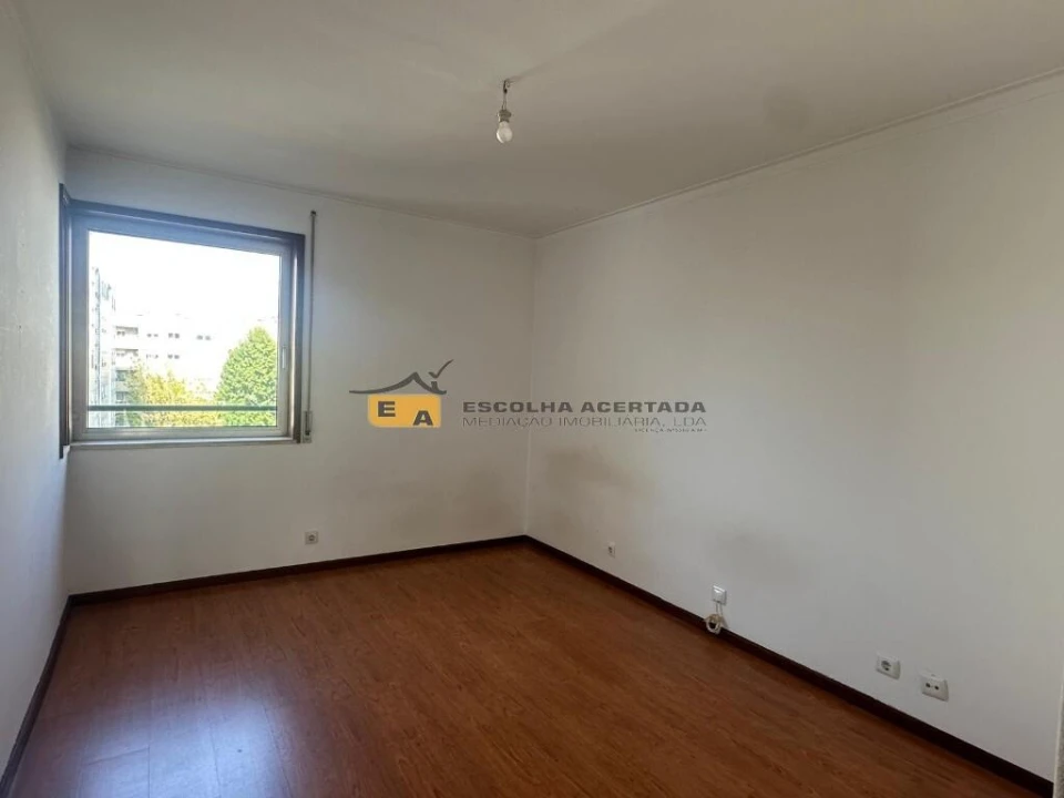 Apartamento T2 para Venda em Aguas Santas Foto 8
