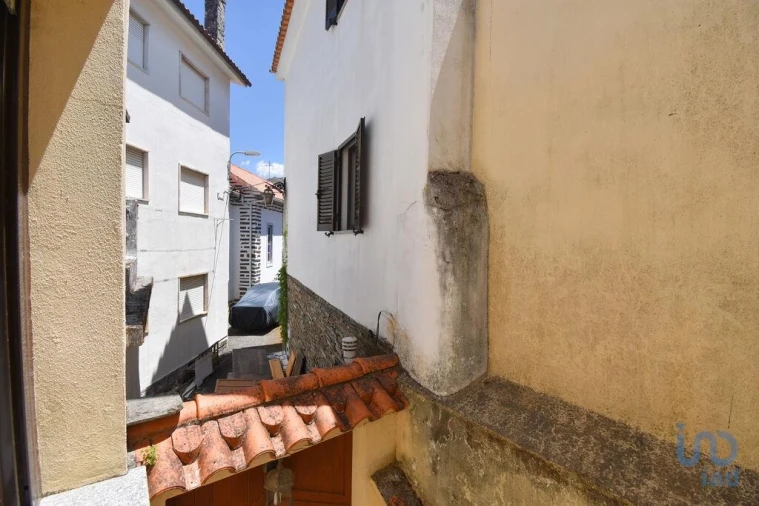 Moradia T2 para Venda em Benfeita Foto 14