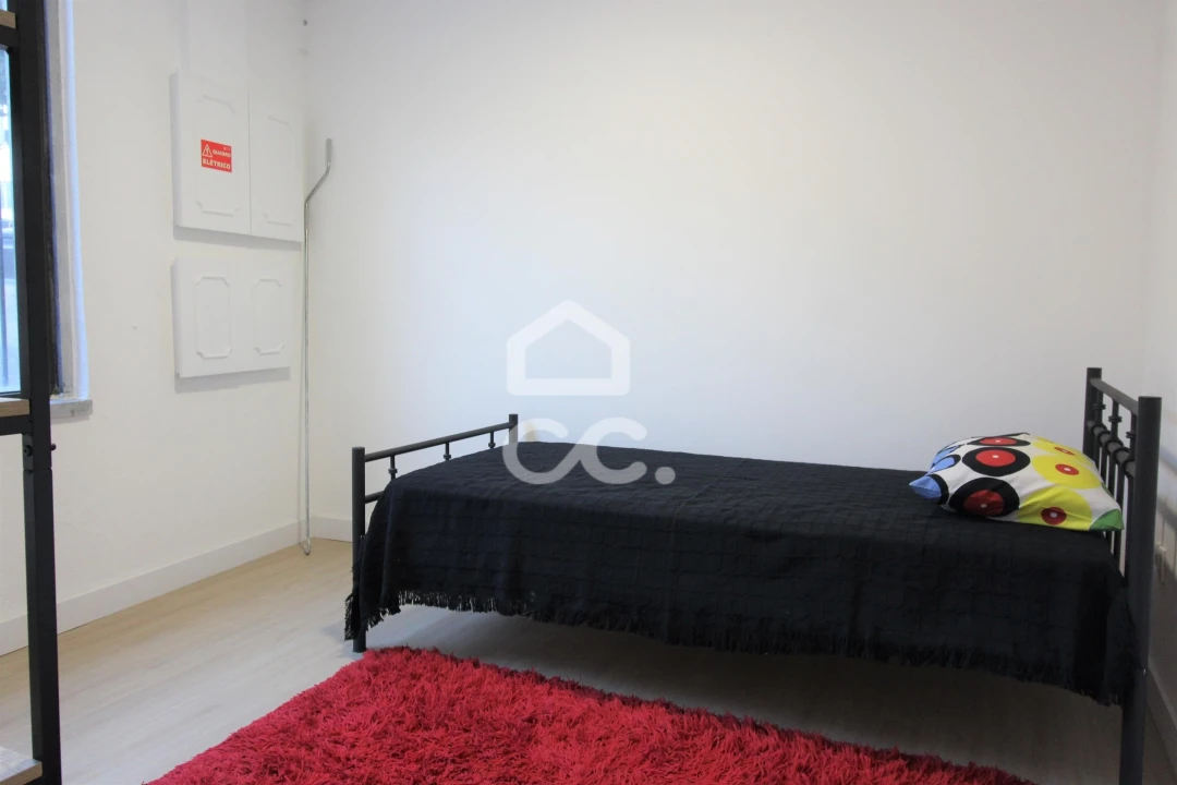 Apartamento T1 para Arrendamento em Amora Foto 3