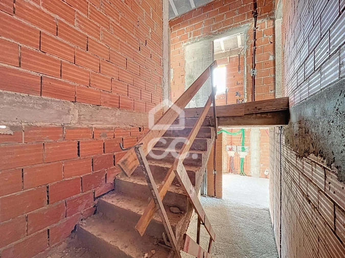 Moradia T4 para Venda em Santa Maria, São Pedro e Sobral da Lagoa Foto 15