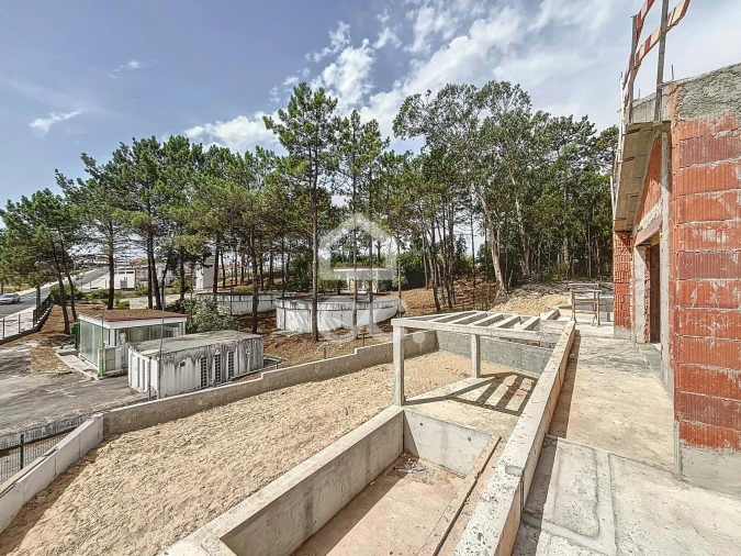 Moradia T4 para Venda em Santa Maria, São Pedro e Sobral da Lagoa Foto 29