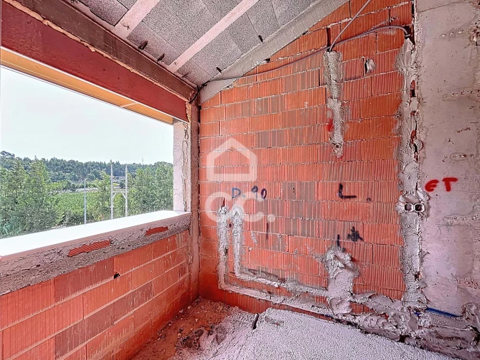 Moradia T4 para Venda em Santa Maria, São Pedro e Sobral da Lagoa Foto 24