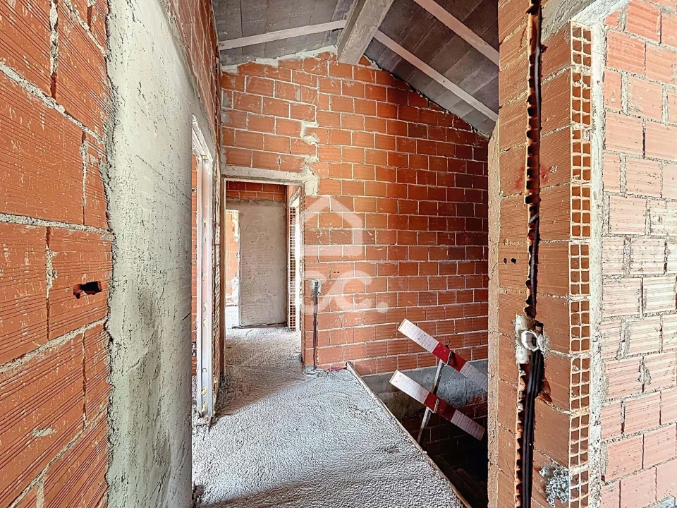 Moradia T4 para Venda em Santa Maria, São Pedro e Sobral da Lagoa Foto 22