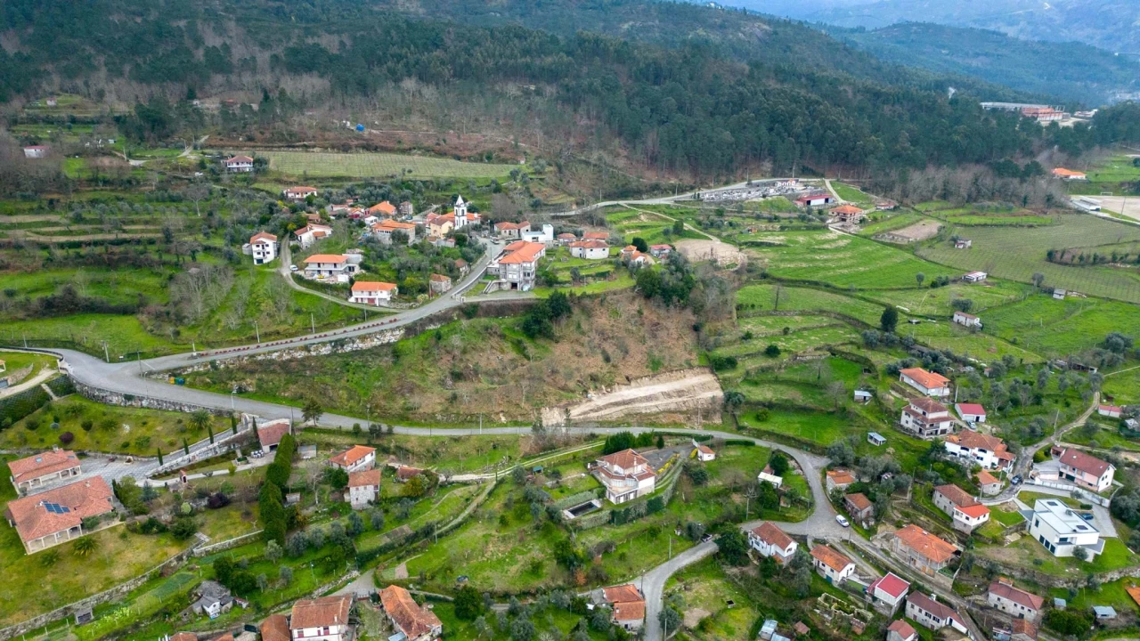 Terreno para Venda em Aboadela, Sanche e Várzea Foto 19