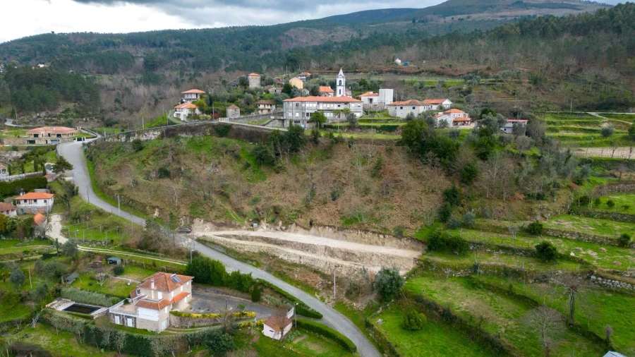 Terreno para Venda em Aboadela, Sanche e Várzea Foto 30
