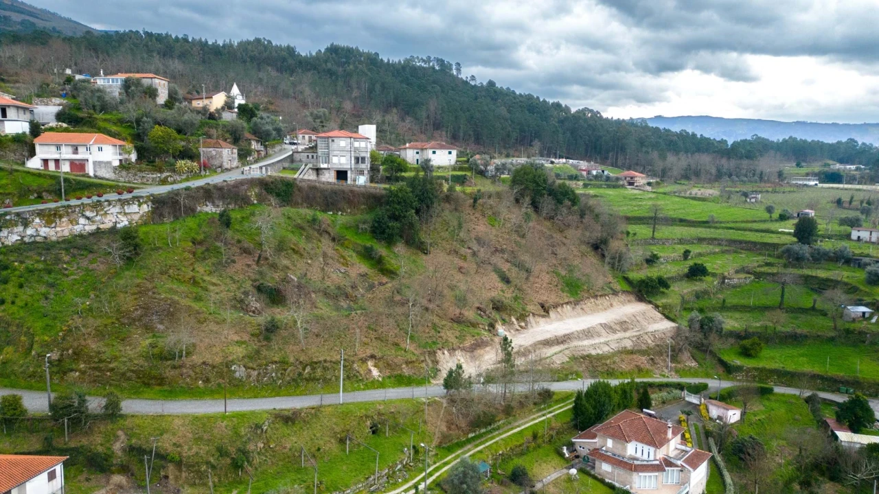 Terreno para Venda em Aboadela, Sanche e Várzea Foto 6