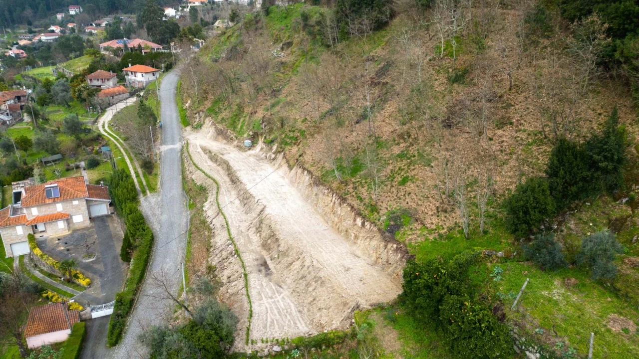 Terreno para Venda em Aboadela, Sanche e Várzea Foto 18