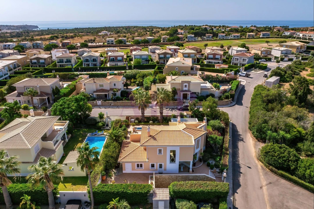 Moradia T4 para Venda em Lagos (São Sebastião e Santa Maria) Foto 54