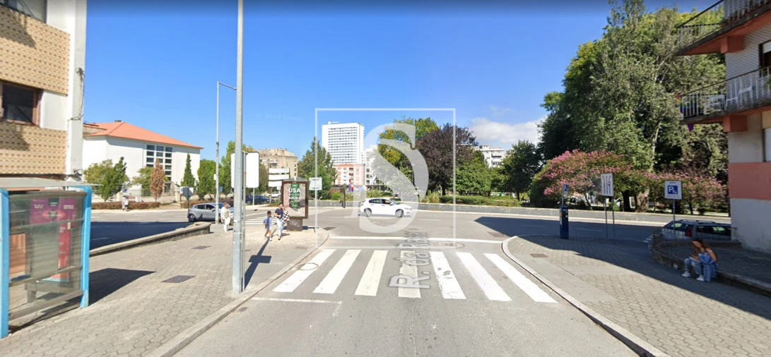 Negócio para Venda em Santa Marinha e São Pedro da Afurada Foto 7