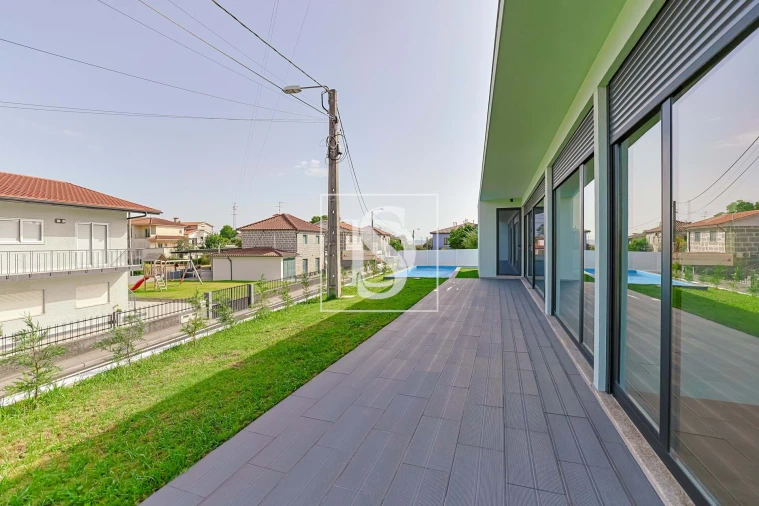Moradia T3 para Venda em Nine Foto 9