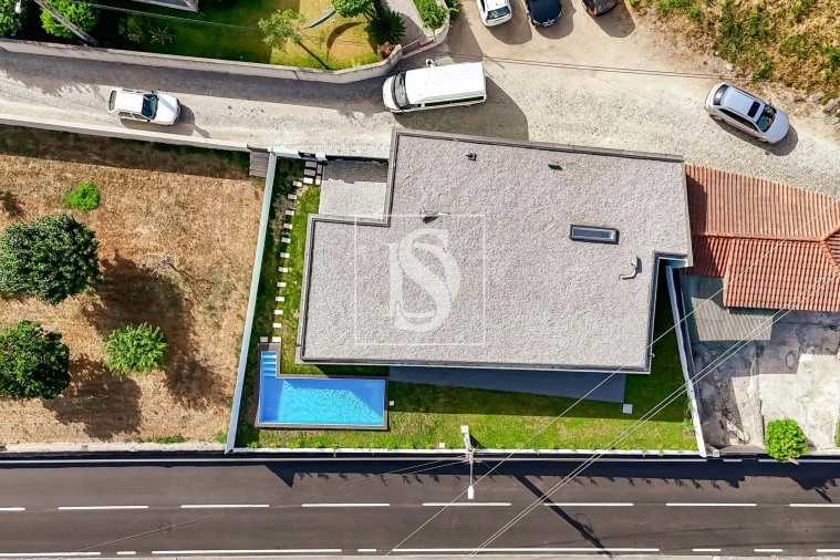 Moradia T3 para Venda em Nine Foto 8