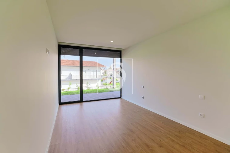 Moradia T3 para Venda em Nine Foto 31