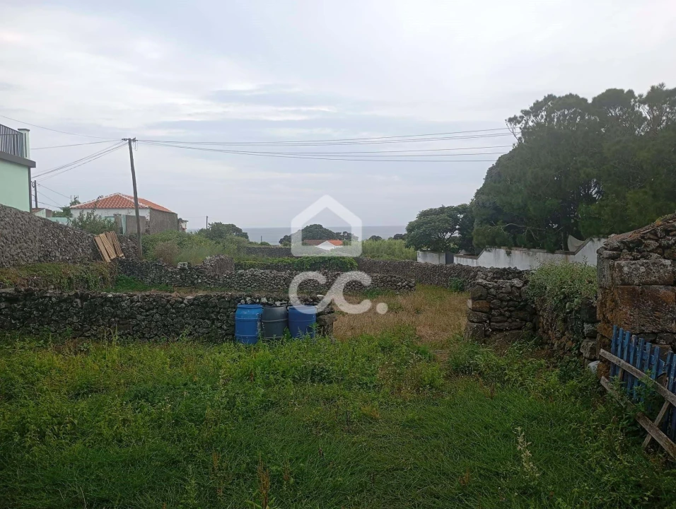 Terreno para Venda em São Bartolomeu de Regatos Foto 3