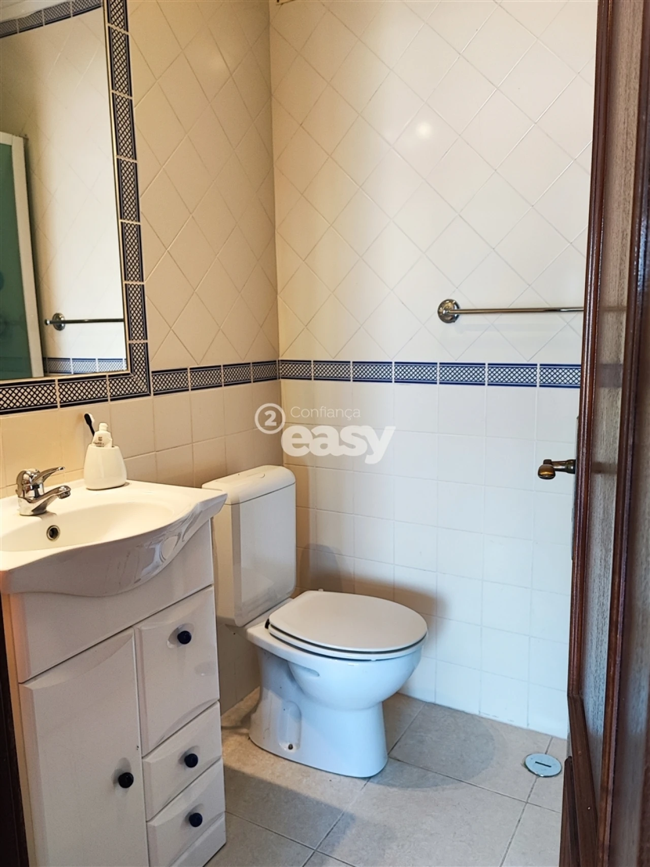 Apartamento T5 para Venda em Almeirim Foto 39