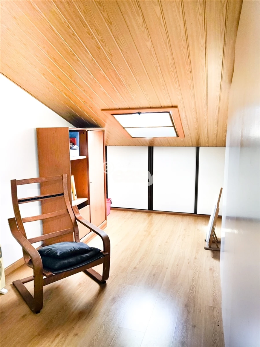 Apartamento T5 para Venda em Almeirim Foto 16