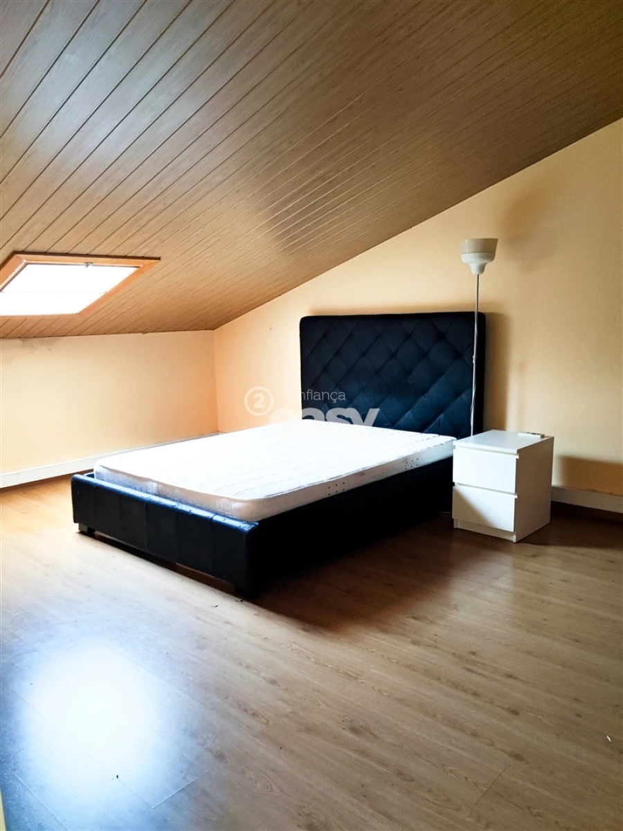 Apartamento T5 para Venda em Almeirim Foto 22
