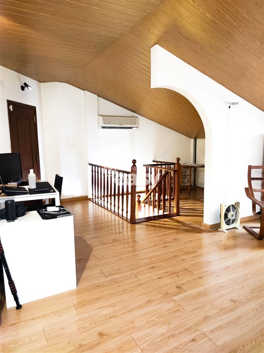 Apartamento T5 para Venda em Almeirim Foto 18