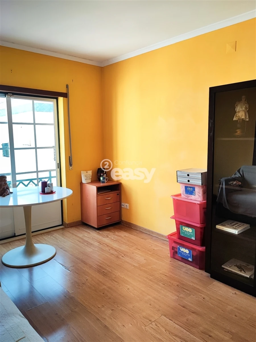 Apartamento T5 para Venda em Almeirim Foto 35