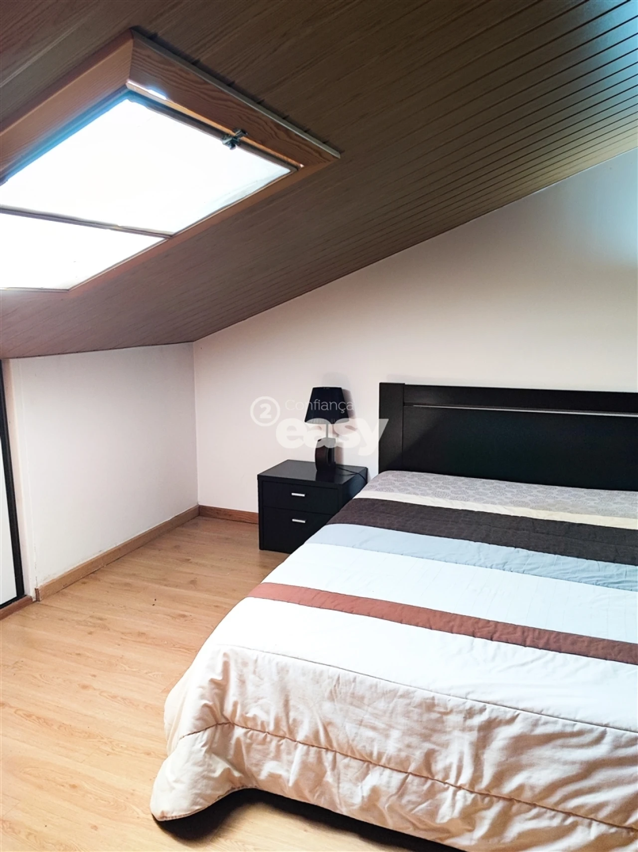 Apartamento T5 para Venda em Almeirim Foto 29