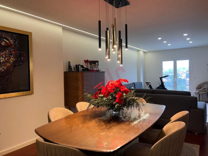 Apartamento T2 para Venda em Urgezes Foto 8