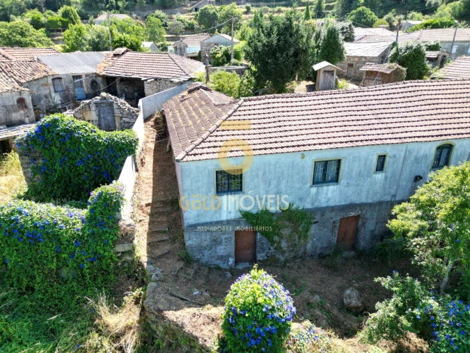 Moradia T3 para Venda em Fornelos