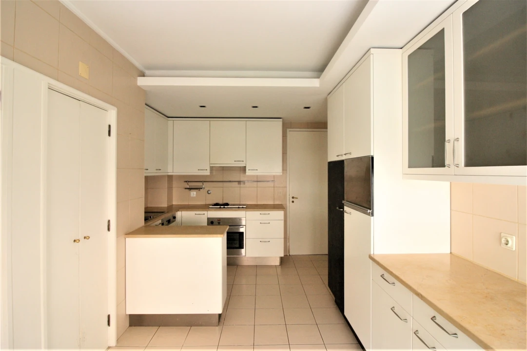 Apartamento T3 para Arrendamento em Vila Nova de Famalicão e Calendário Foto 8